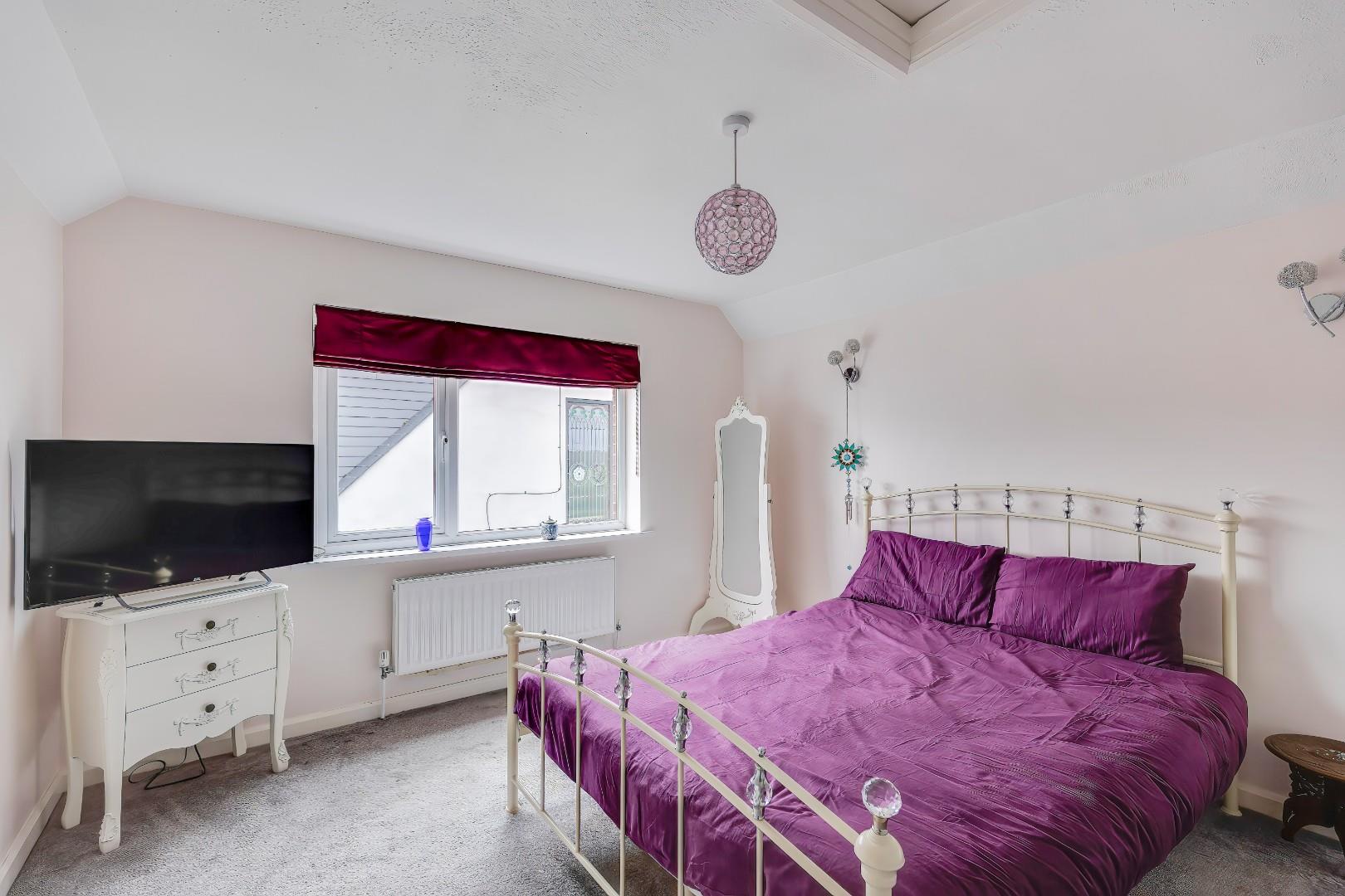 86a Port Road East, Barry, CF62 9PU